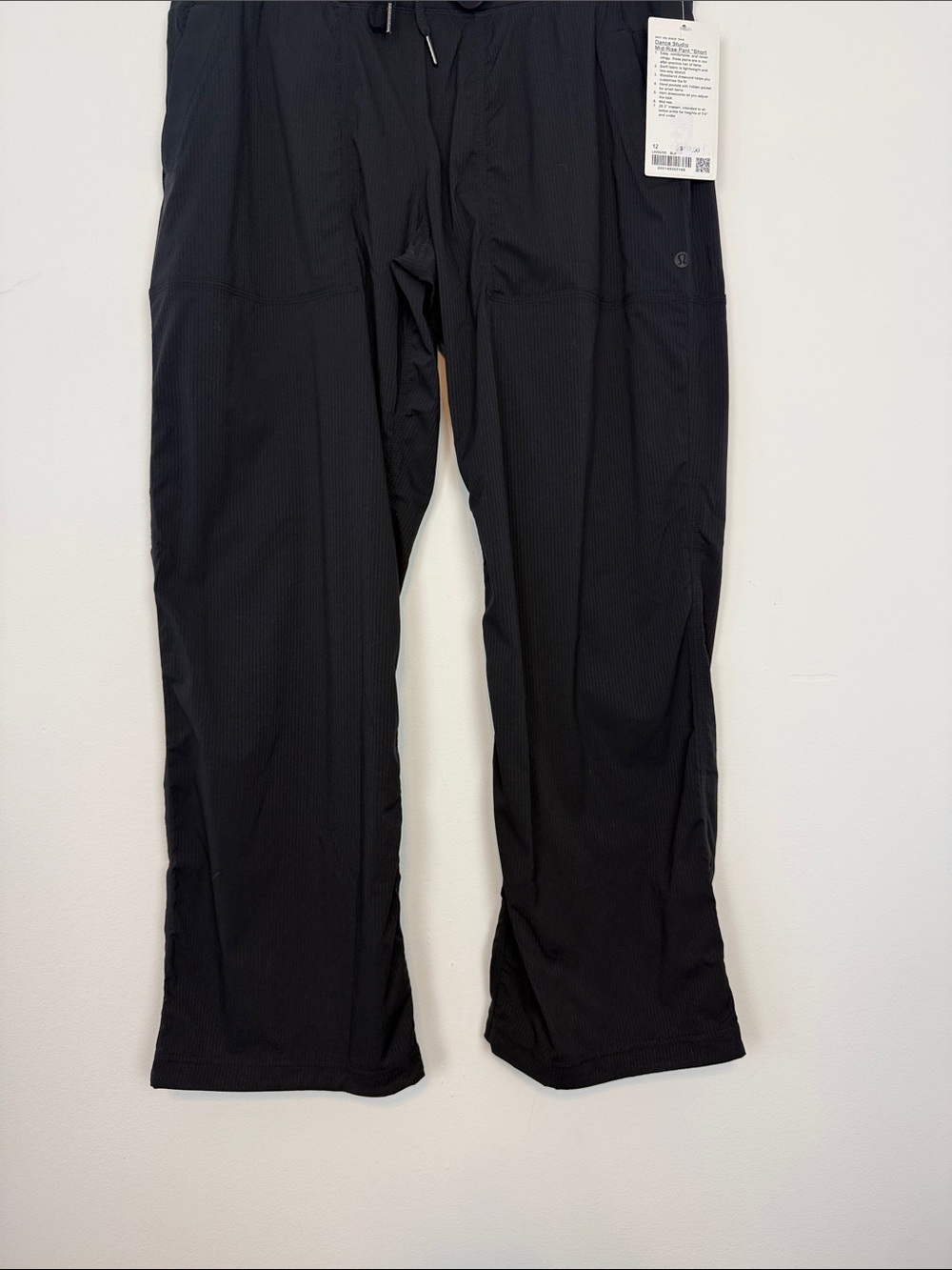 Lululemon Black Dance Studio Mid Rise Pull On Pants. Size 12. Short. NWT - Picture 8 of 14